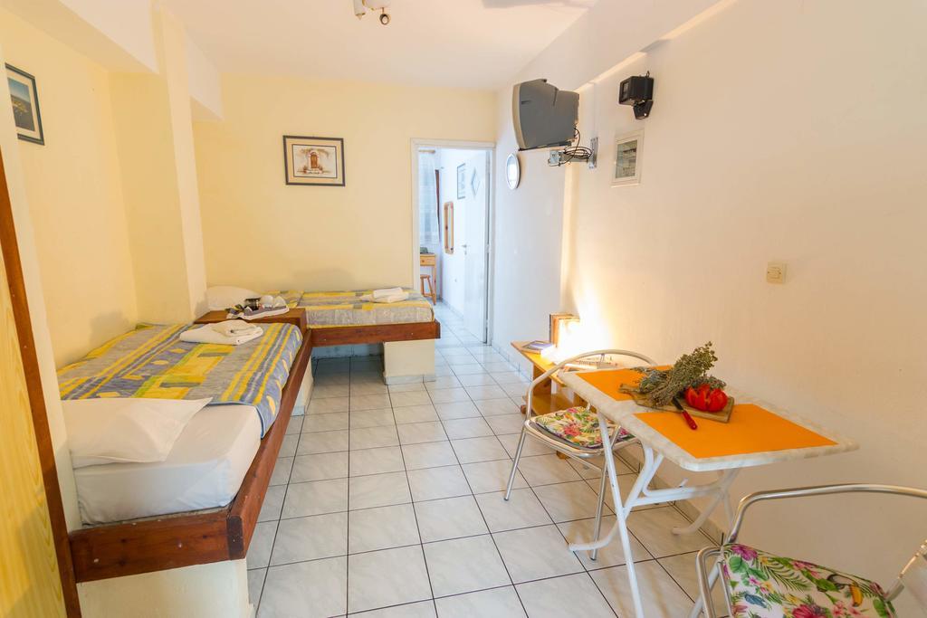 Stathopoulos Apartments サンパティキ エクステリア 写真