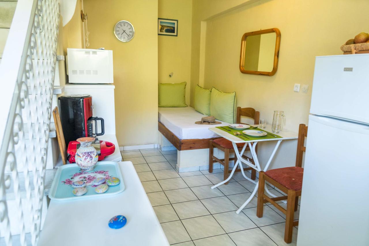 Stathopoulos Apartments サンパティキ エクステリア 写真